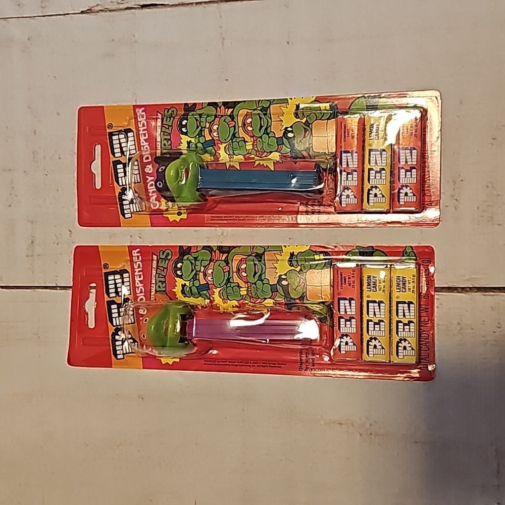 1993 ninja turtle pez in packaging